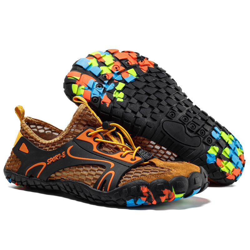 colecția Aquamove 1829 Aquashoes