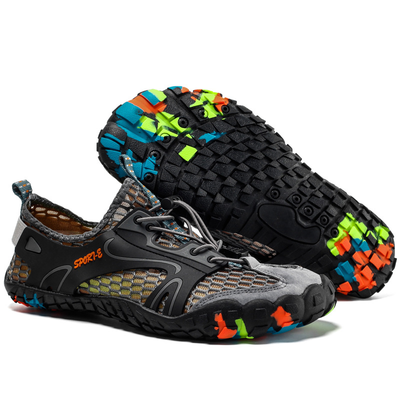 colecția Aquamove 1829 Aquashoes
