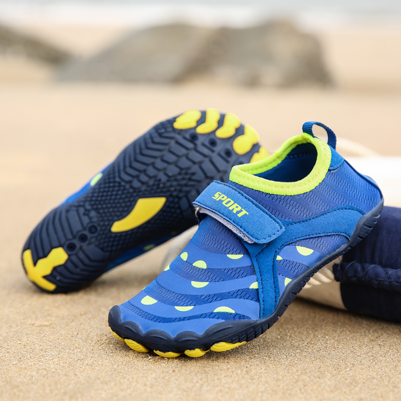 Colección Outdoor Kid Aquashoes