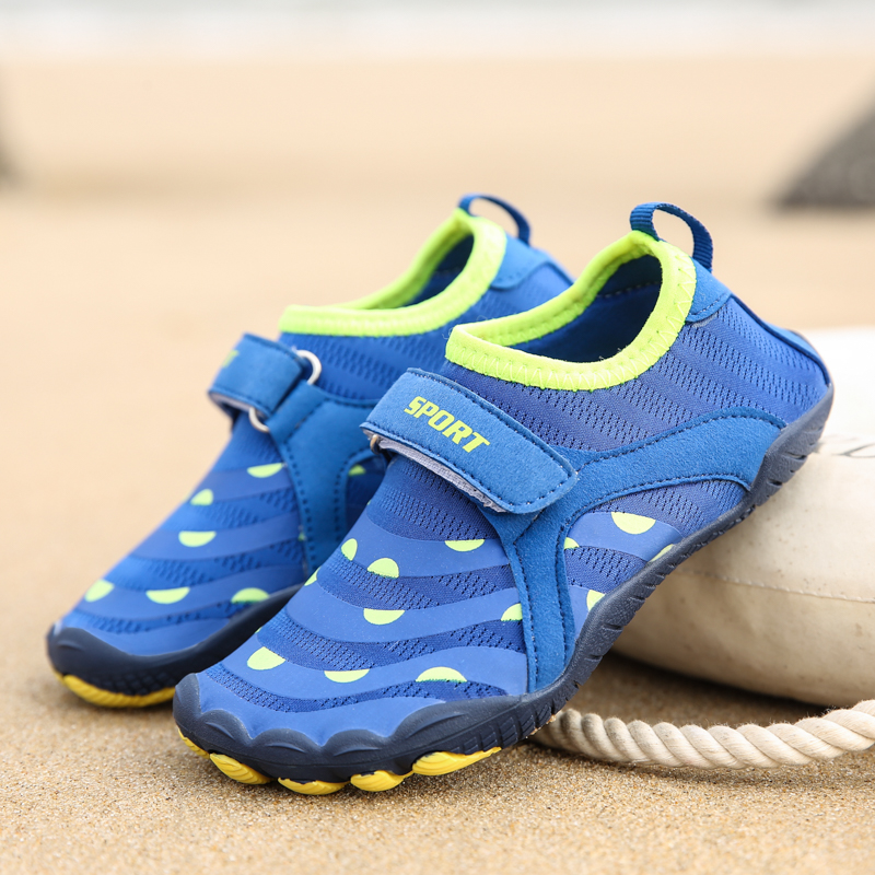 Colección Outdoor Kid Aquashoes