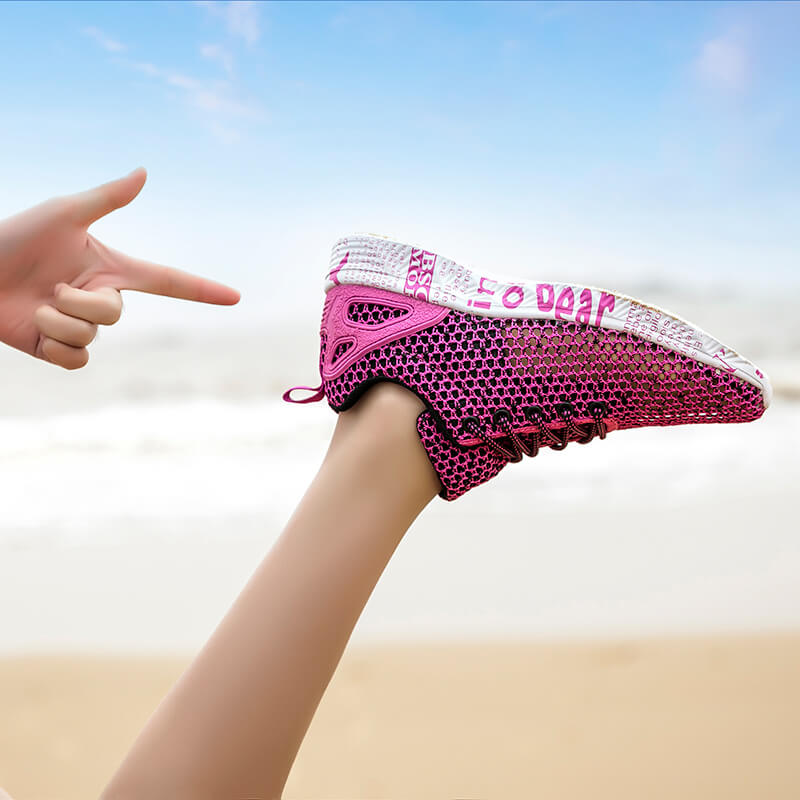 Chaussures d'eau pour femme de couleur Rose / Aquashoes
